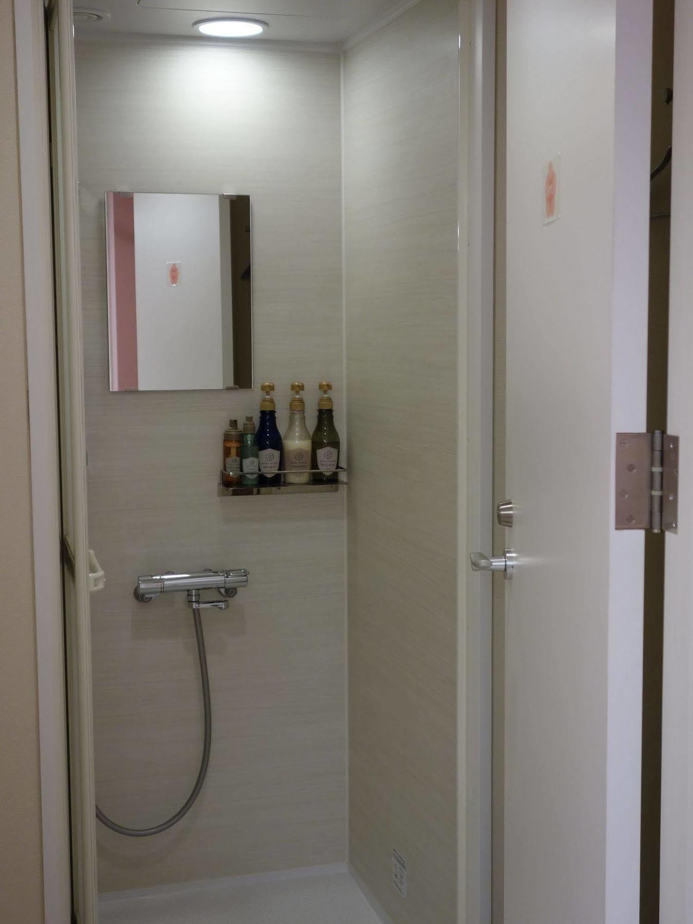 Akihabara Bay Hotel Токио Экстерьер фото
