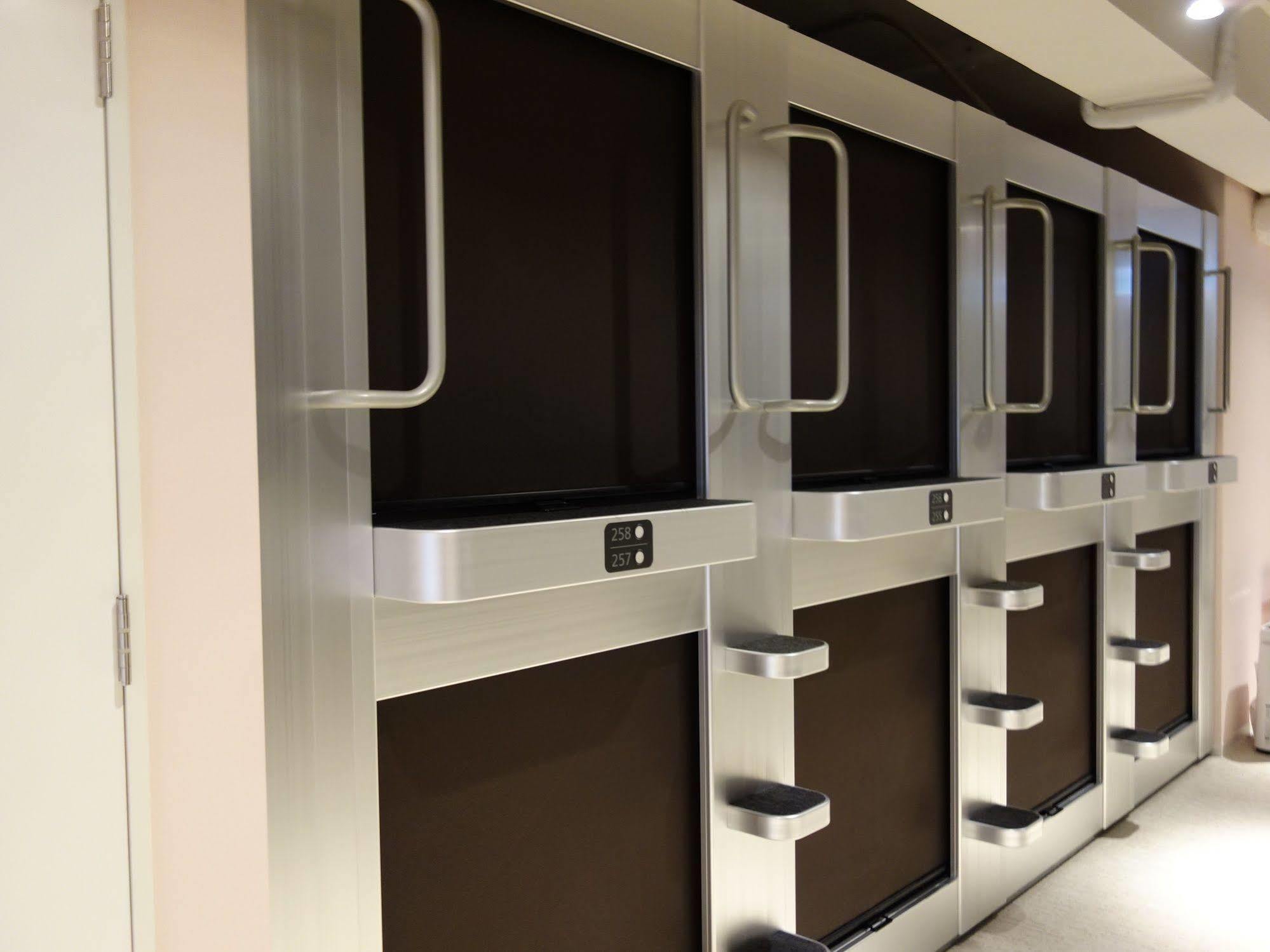 Akihabara Bay Hotel Токио Экстерьер фото