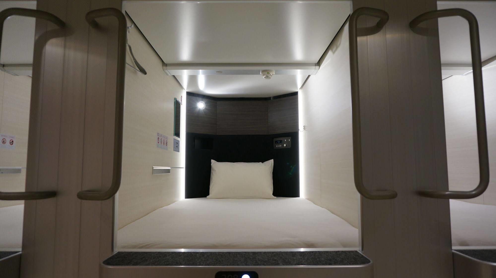 Akihabara Bay Hotel Токио Экстерьер фото