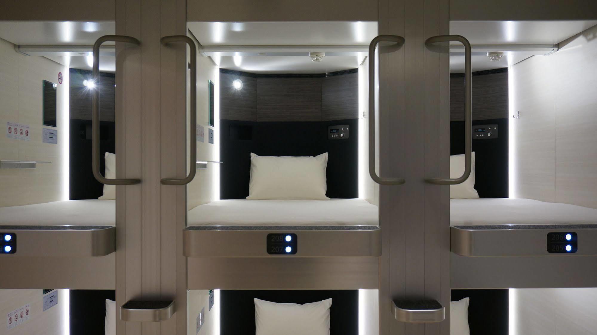 Akihabara Bay Hotel Токио Экстерьер фото